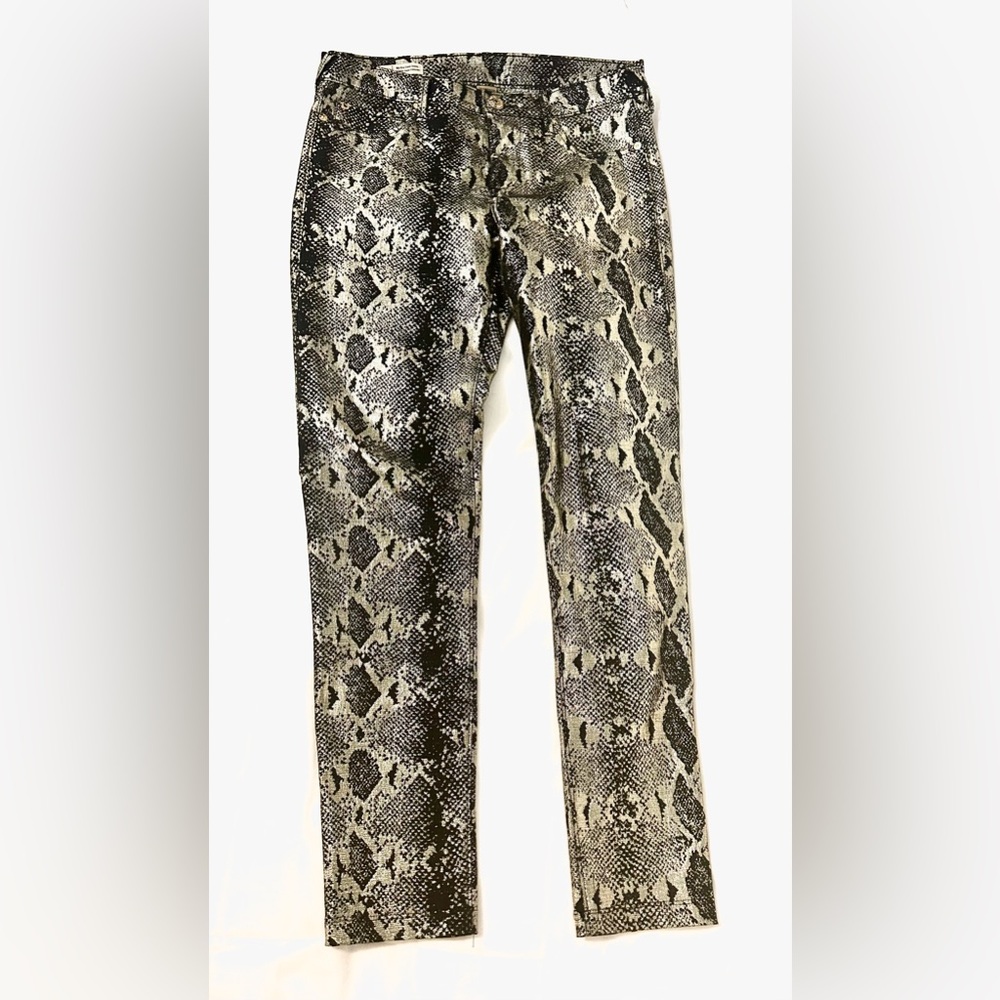 True Religion Halle Mid Rise Python Super Skinny stretchable Pants Women’s sz 28